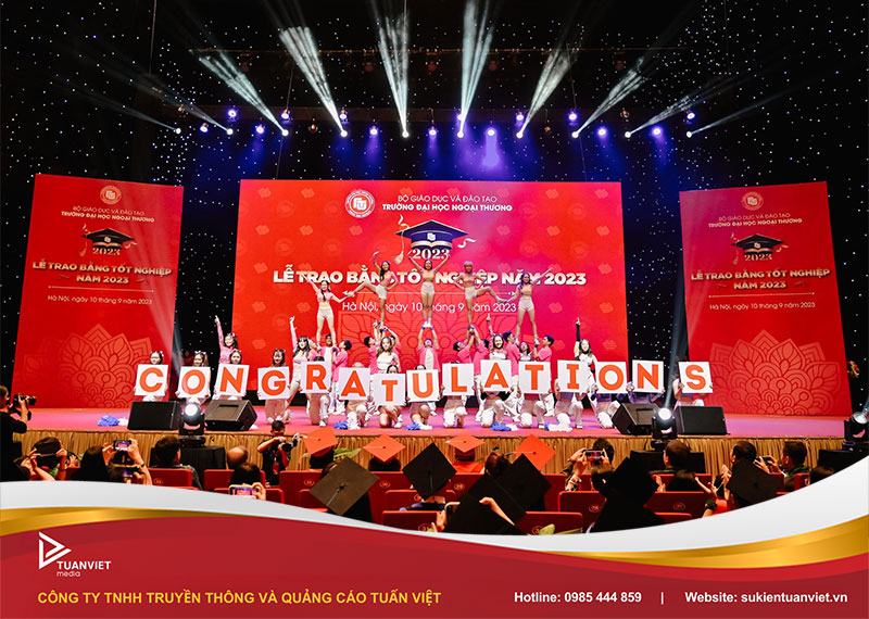 backdrop lễ tốt nghiệp và trao bằng