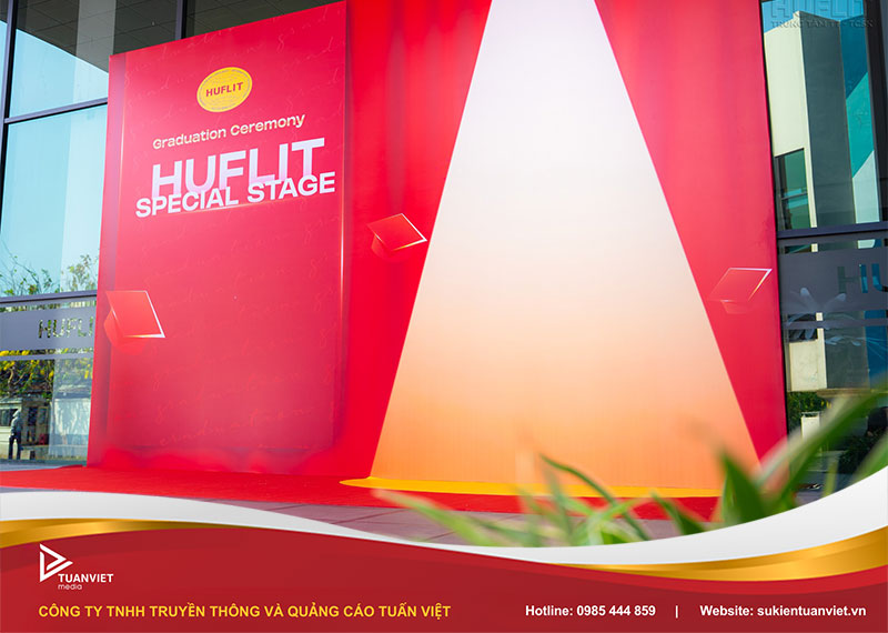 mẫu backdrop lễ tốt nghiệp