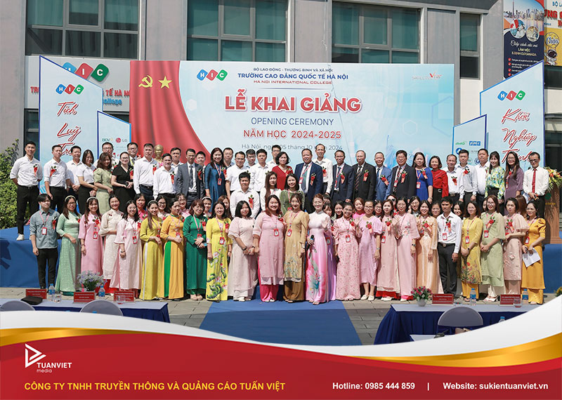 backdrop chương trình lễ tốt nghiệp
