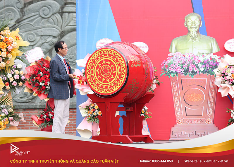 backdrop lễ tốt nghiệp đẹp