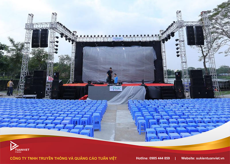 dịch vụ cho thuê bàn ghế inox