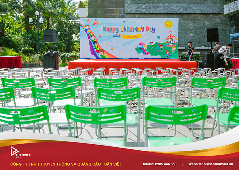 thuê ghế inox ở đâu giá rẻ