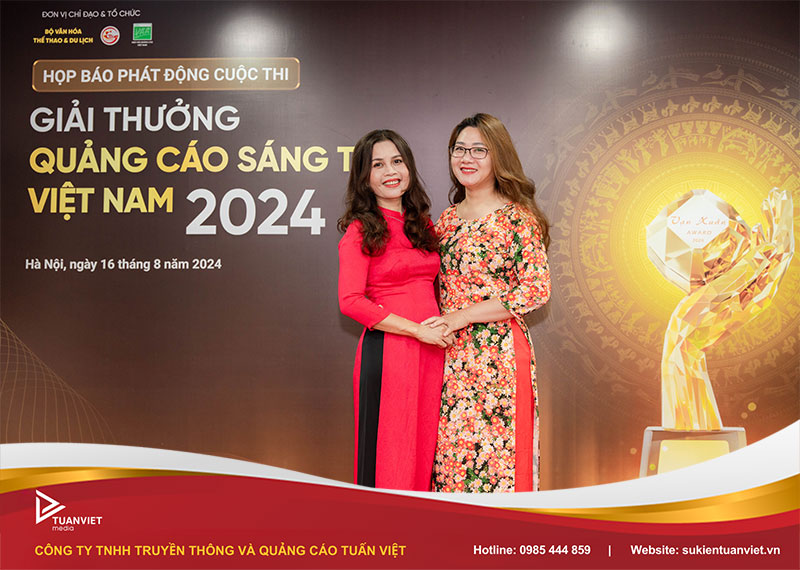 backdrop chương trình họp báo