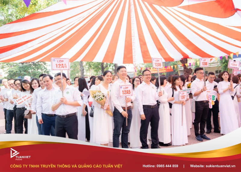 giá thuê dù tròn sự kiện