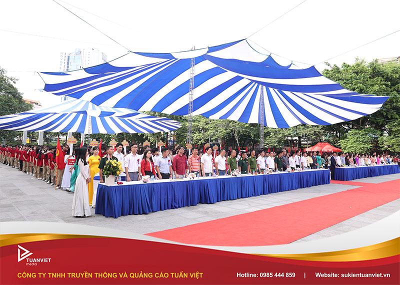 giá cho thuê dù bạt sự kiện