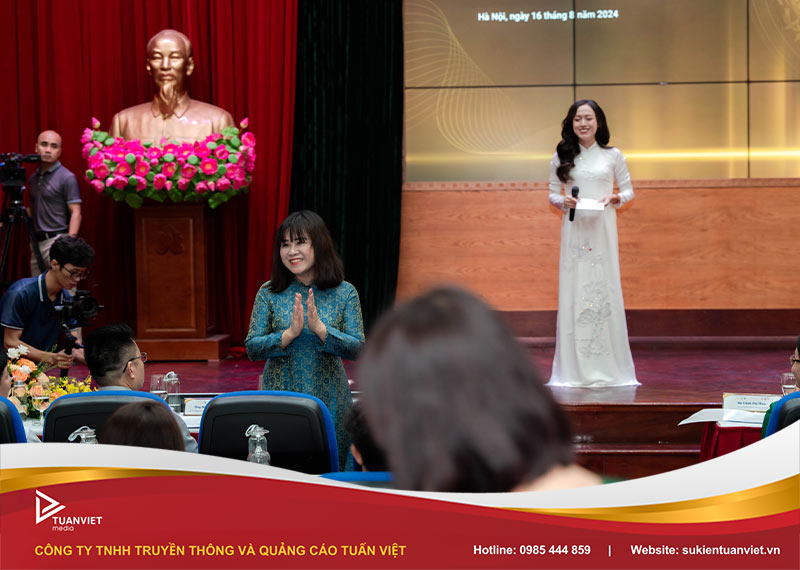 kế hoạch chương trình họp báo