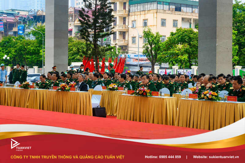 khai trương bệnh viện cần chuẩn bị gì
