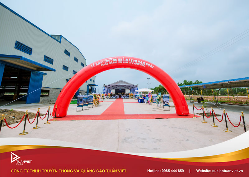 tổ chức khai trương nhà máy trọn gói