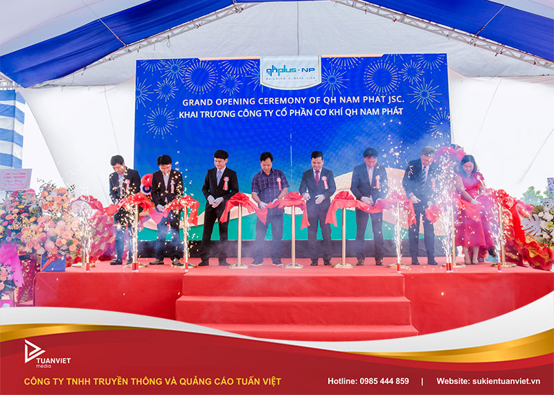 khai trương nhà máy