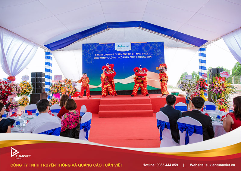 công ty tổ chức khai trương nhà máy