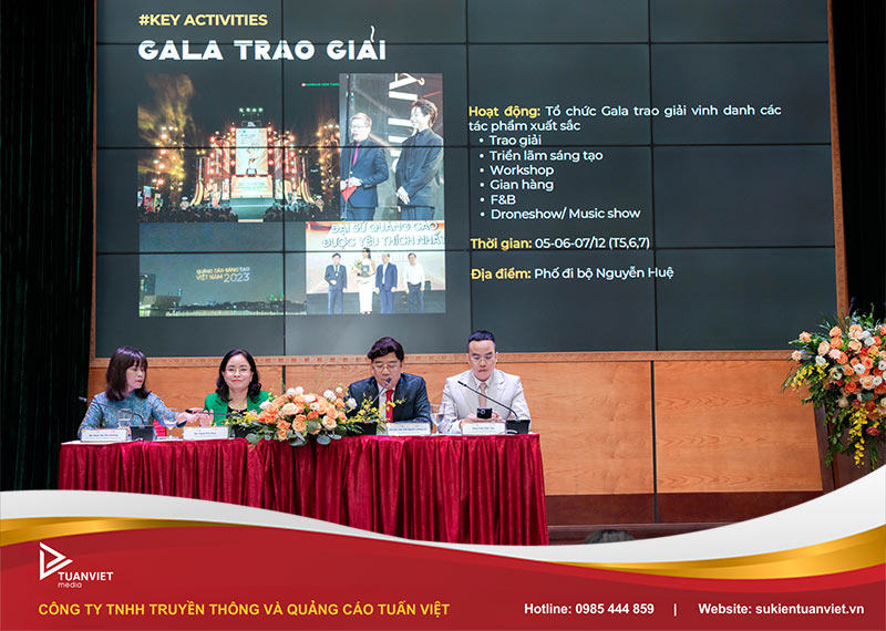 kịch bản tổ chức họp báo