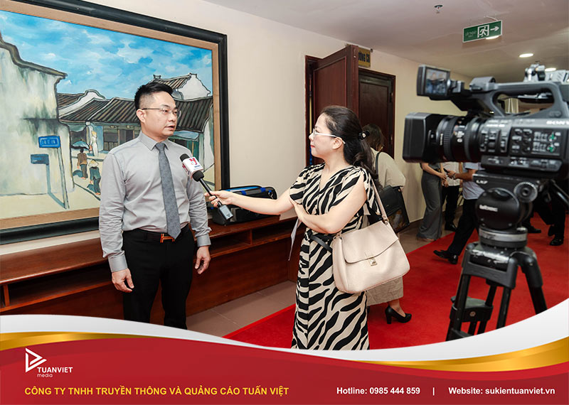 dịch vụ tổ chức họp báo a-z