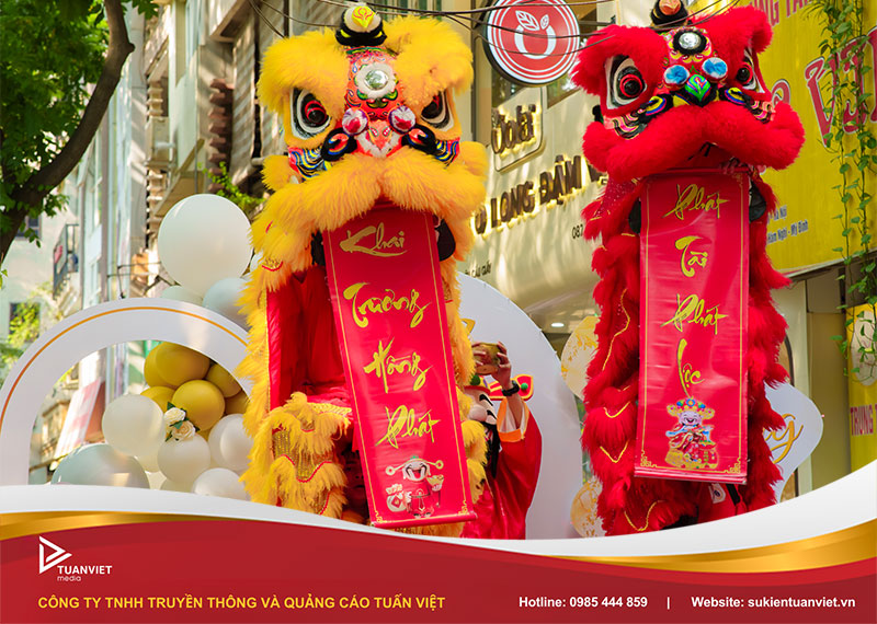câu đối mừng khai trương độc đáo