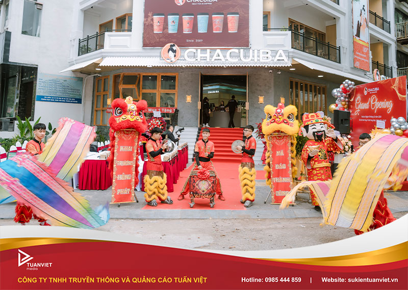 câu đối mừng khai trương hay