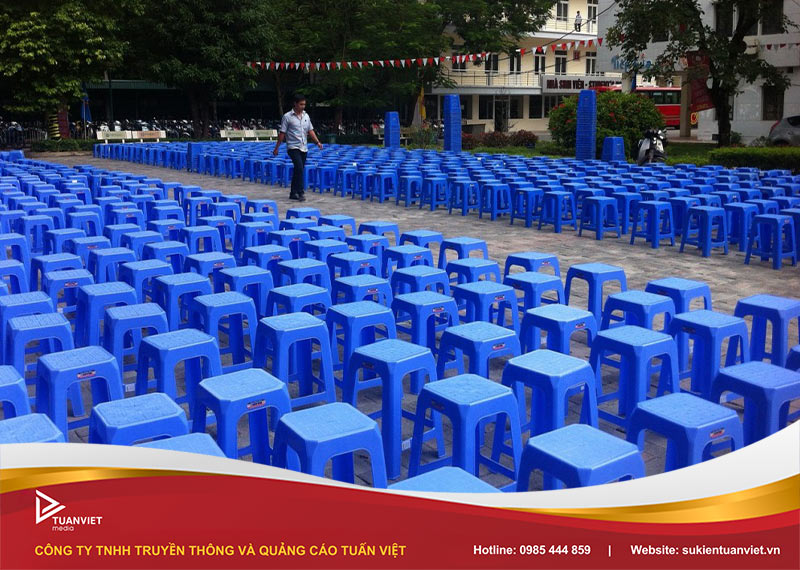 đơn vị cho thuê bàn ghế học sinh uy tín tại Hà Nội