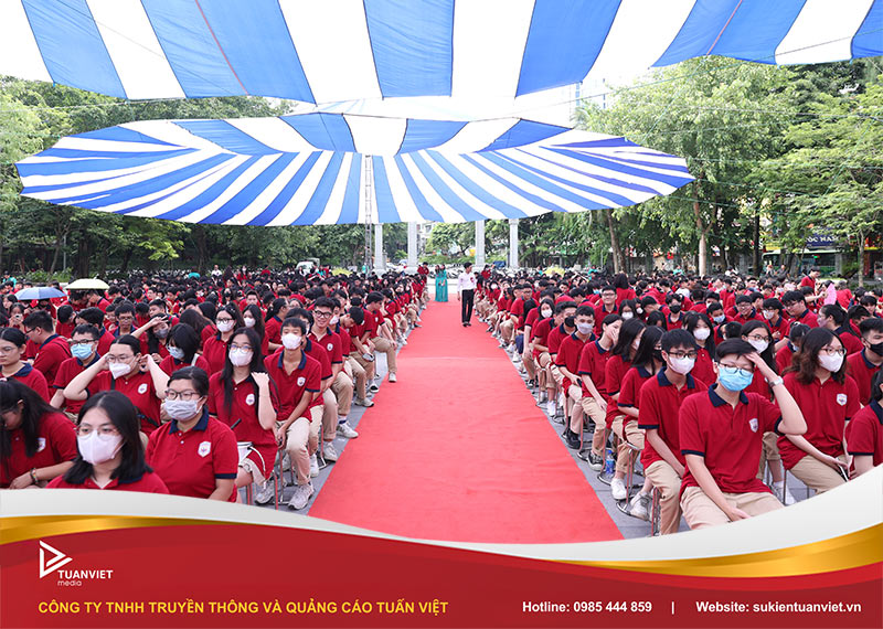 cho thuê bàn ghế học sinh lễ khai giảng