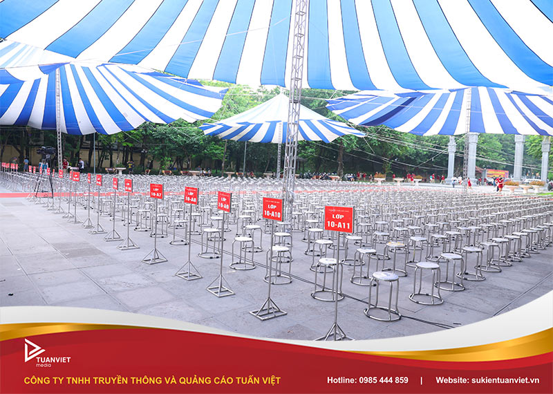 cho thuê dù che trường học bế giảng