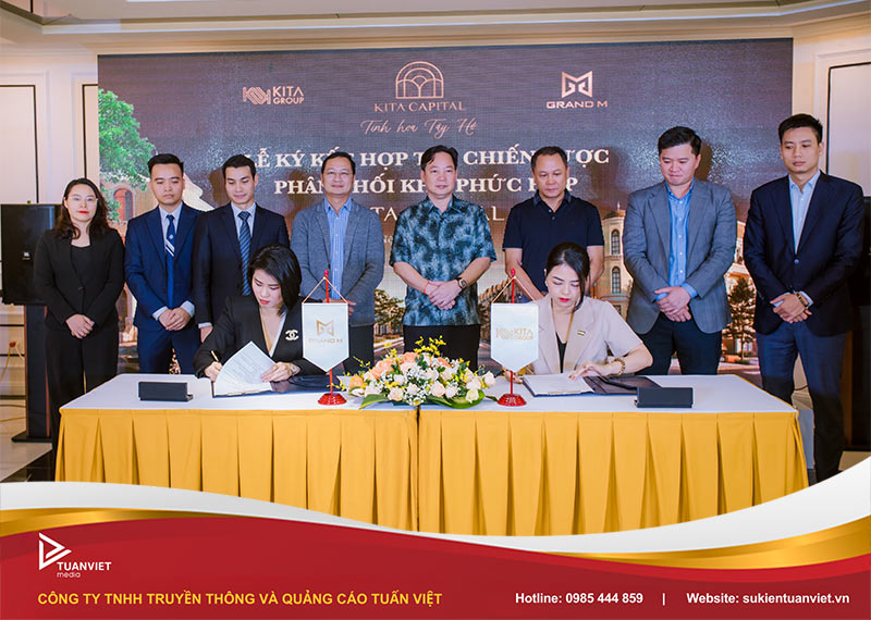 quy trình tổ chức hội nghị khách hàng