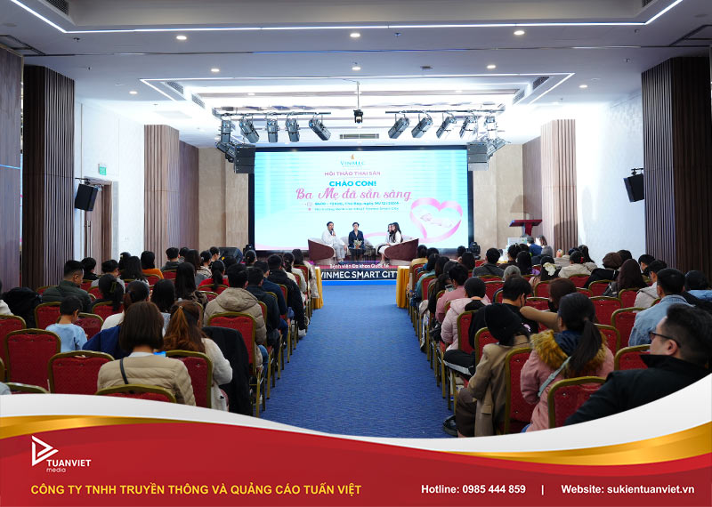 thiết bị tổ chức hội nghị khách hàng
