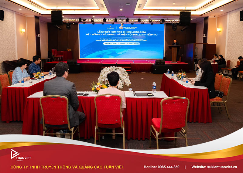 tổ chức hội nghị khách hàng cần chuẩn bị gì
