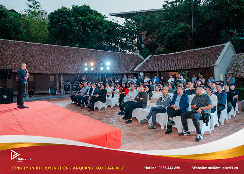 quy trình tổ chức hội nghị khách hàng