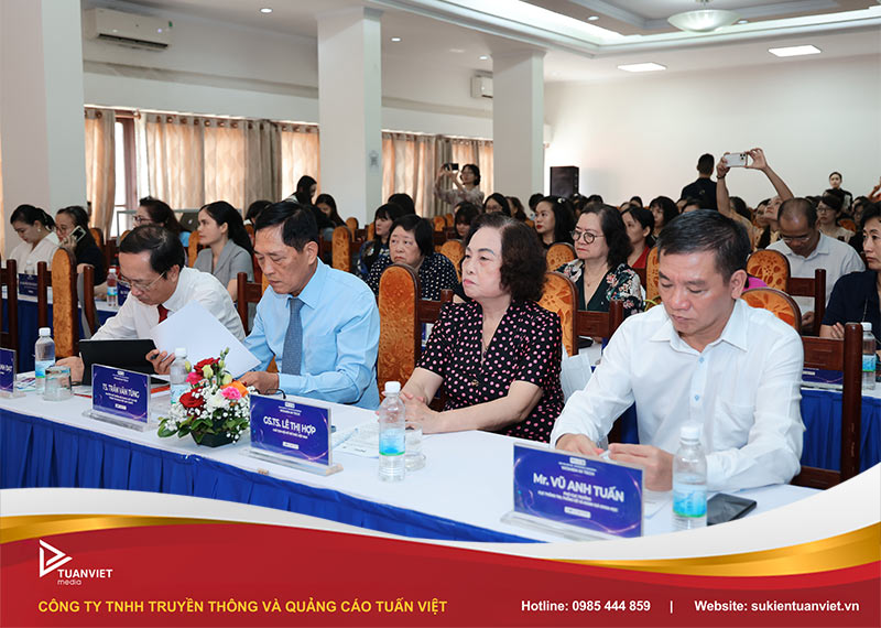 hội thảo kết nối women in tech