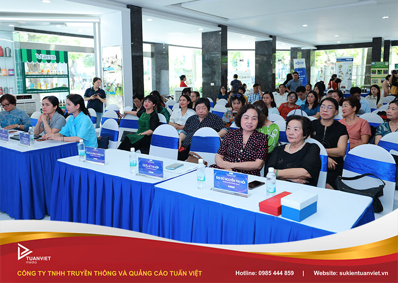 hội thảo women in tech