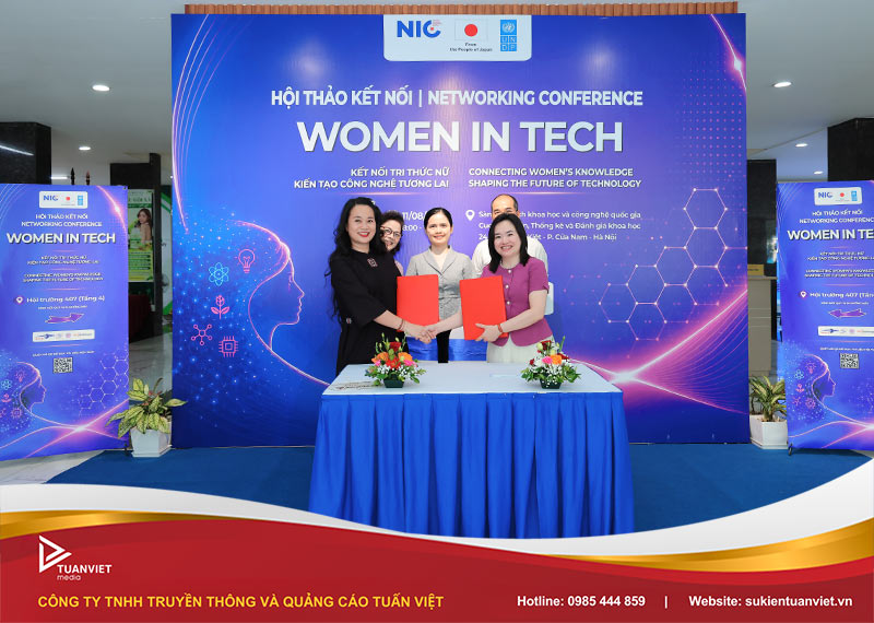 hội thảo women in tech