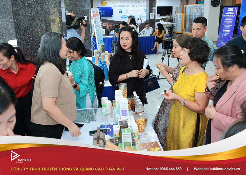 sự kiện women in tech
