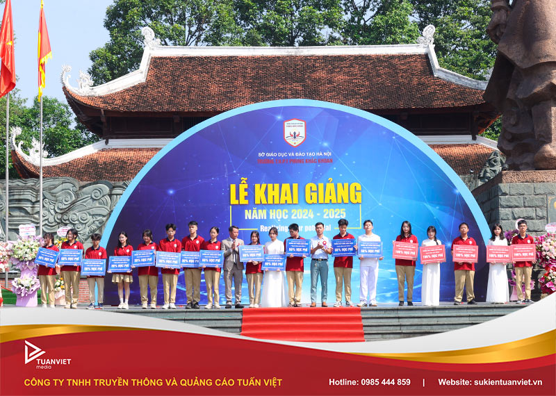 kịch bản khai giảng