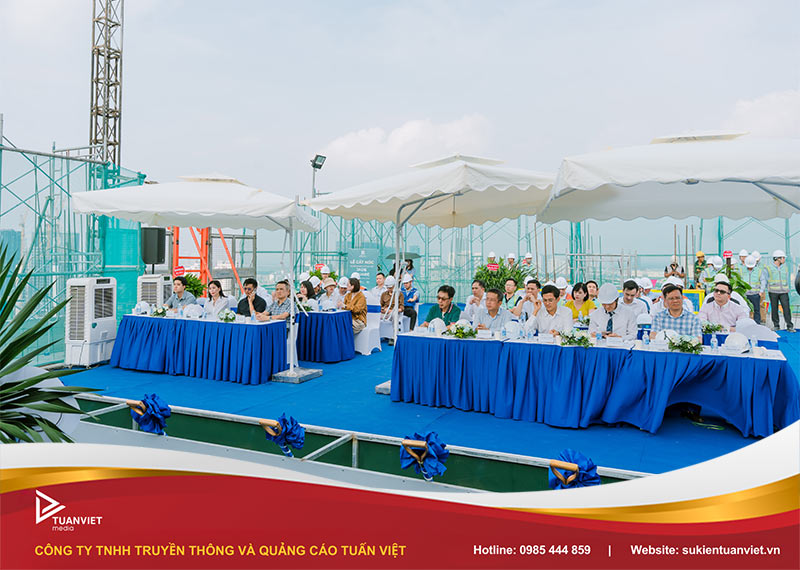 lễ cất nóc chung cư Jade Square