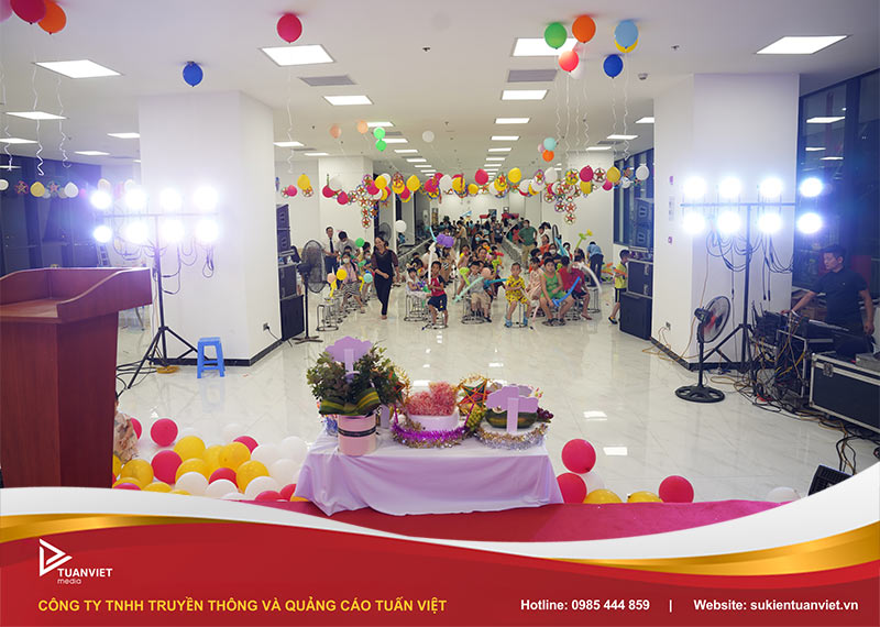 mẫu bàn ghế trung thu đẹp
