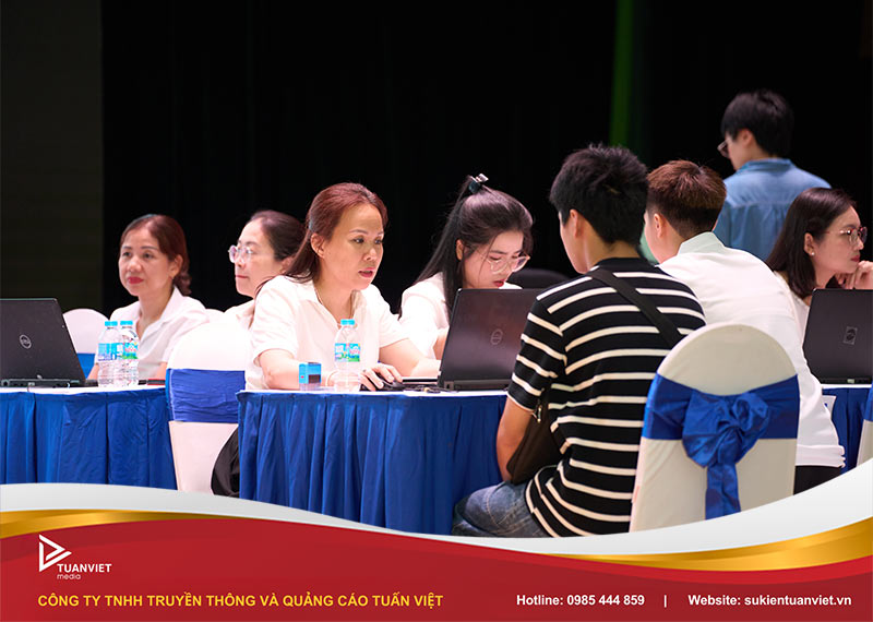 sự kiện chào tân sinh viên học viện bưu chính viễn thông 2026