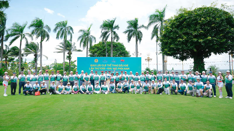 tổ chức giải golf