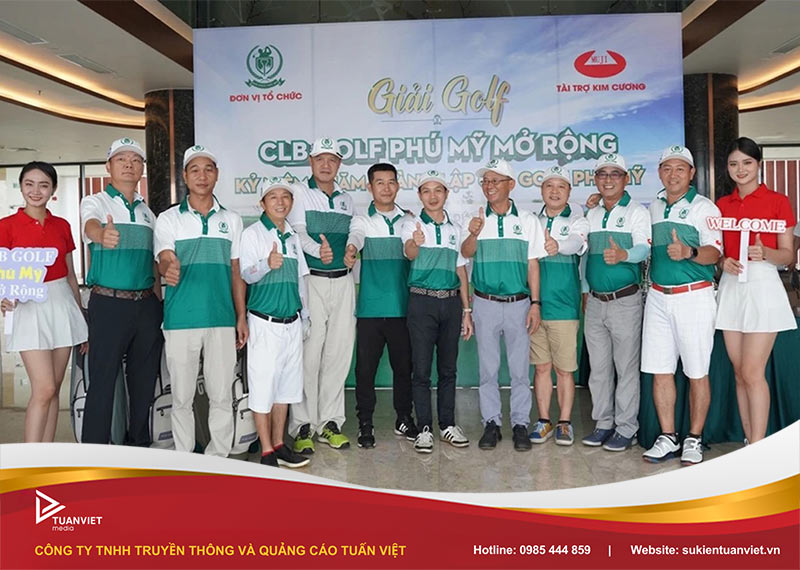 chi phí tổ chức giải golf cho công ty