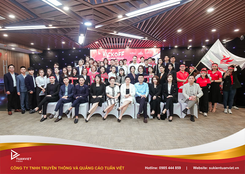 cho thuê thiết bị tổ chức sự kiện bán hàng
