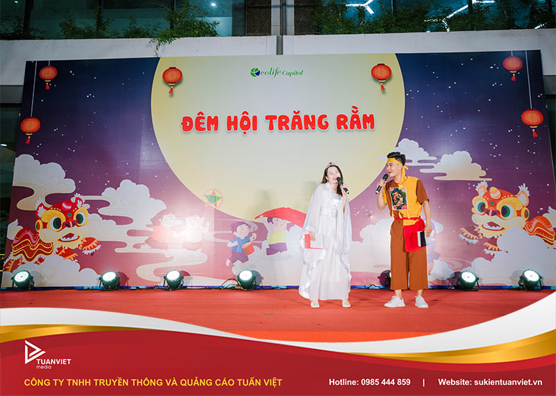 tự tổ chức trung thu hay thuê dịch vụ?
