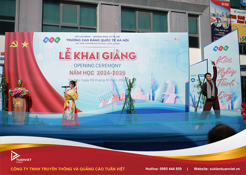 dàn dựng văn nghệ khai giảng