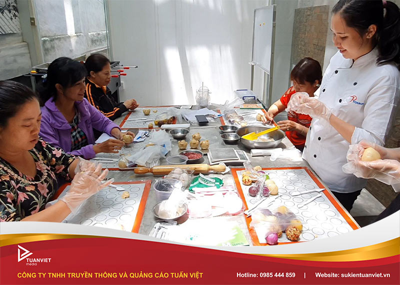 workshop làm bánh trung thu