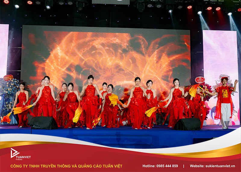 đêm nhạc chào tân sinh viên học viện bưu chính viễn thông ptit 2026