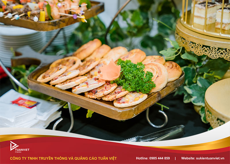 báo giá tiệc ngọt ngày Phụ nữ Việt Nam