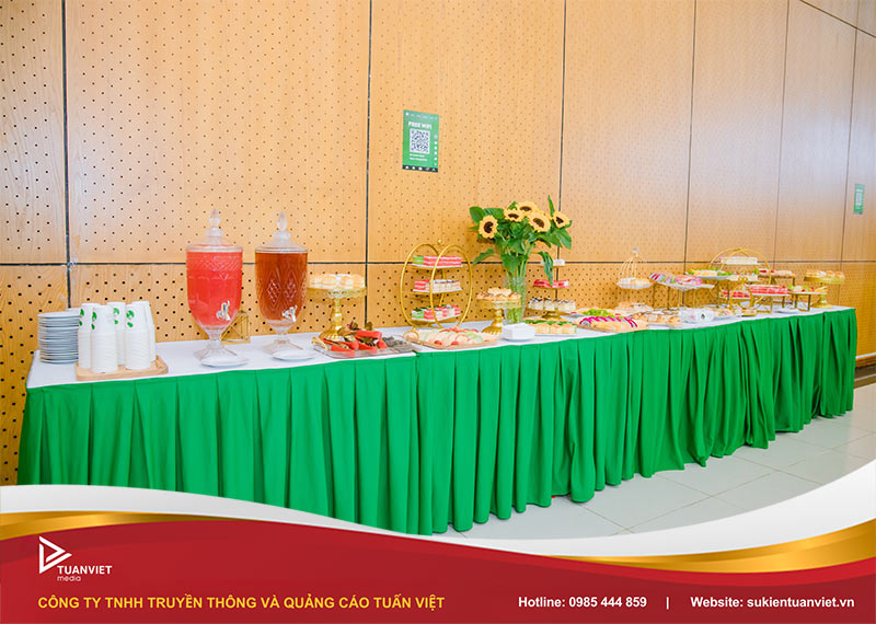 dịch vụ tiệc ngọt 20/10 tại Hà Nội