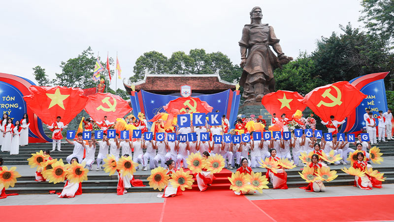 lễ khai giảng trường thpt phùng khắc khoan năm học 2026 - 2027