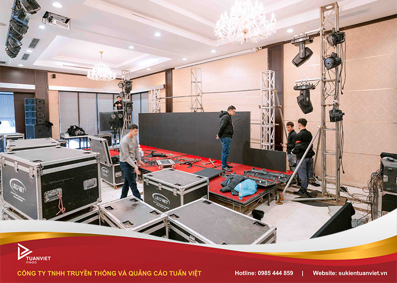 cách setup hệ thống âm thanh ánh sáng tổ chức sự kiện