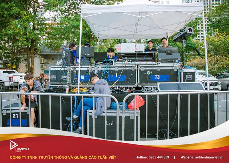 quy trình setup hệ thống âm thanh ánh sáng tổ chức sự kiện