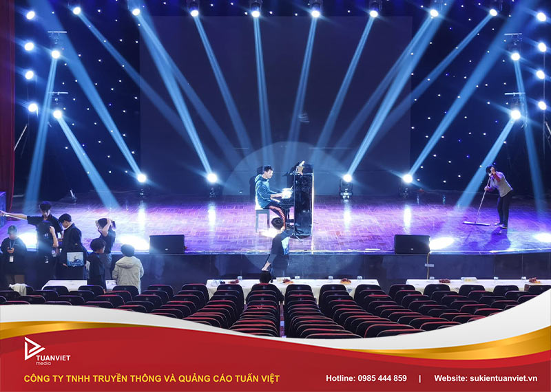 setup âm thanh ánh sáng sự kiện chuyên nghiệp