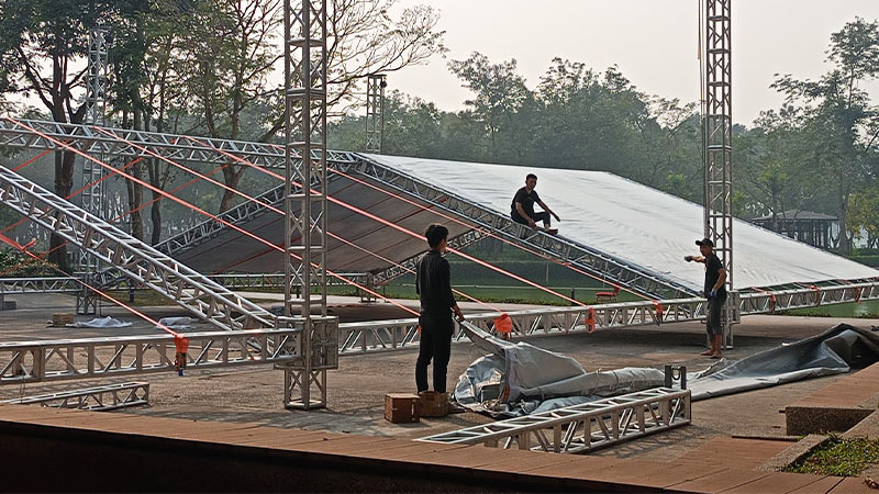 quy trình thi công nhà bạt không gian