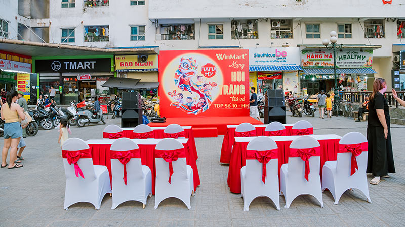 sự kiện mang hội trăng trở về chung cư HH Linh Đàm