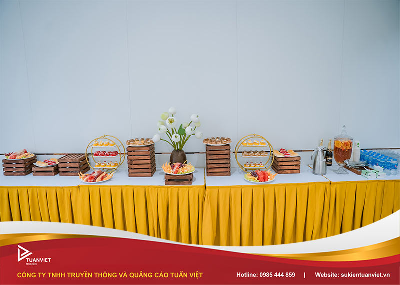 tiệc ngọt trung thu trọn gói Hà Nội