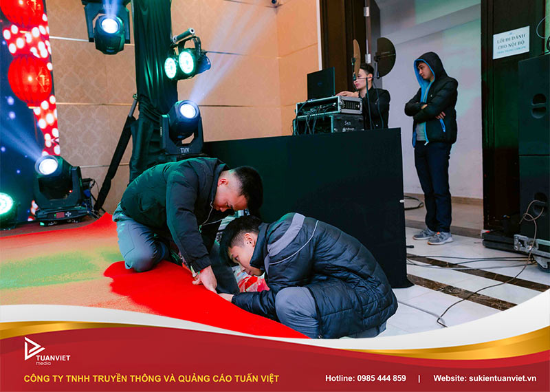 kỹ thuật thi công sân khấu sự kiện